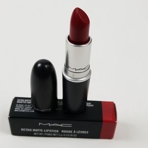 Mac lipstick Ruby Woo